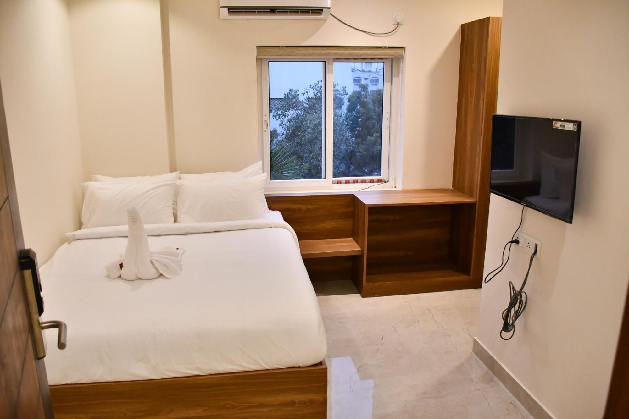 Dhruv Elite And Banquets Hotel Hyderabad Ngoại thất bức ảnh